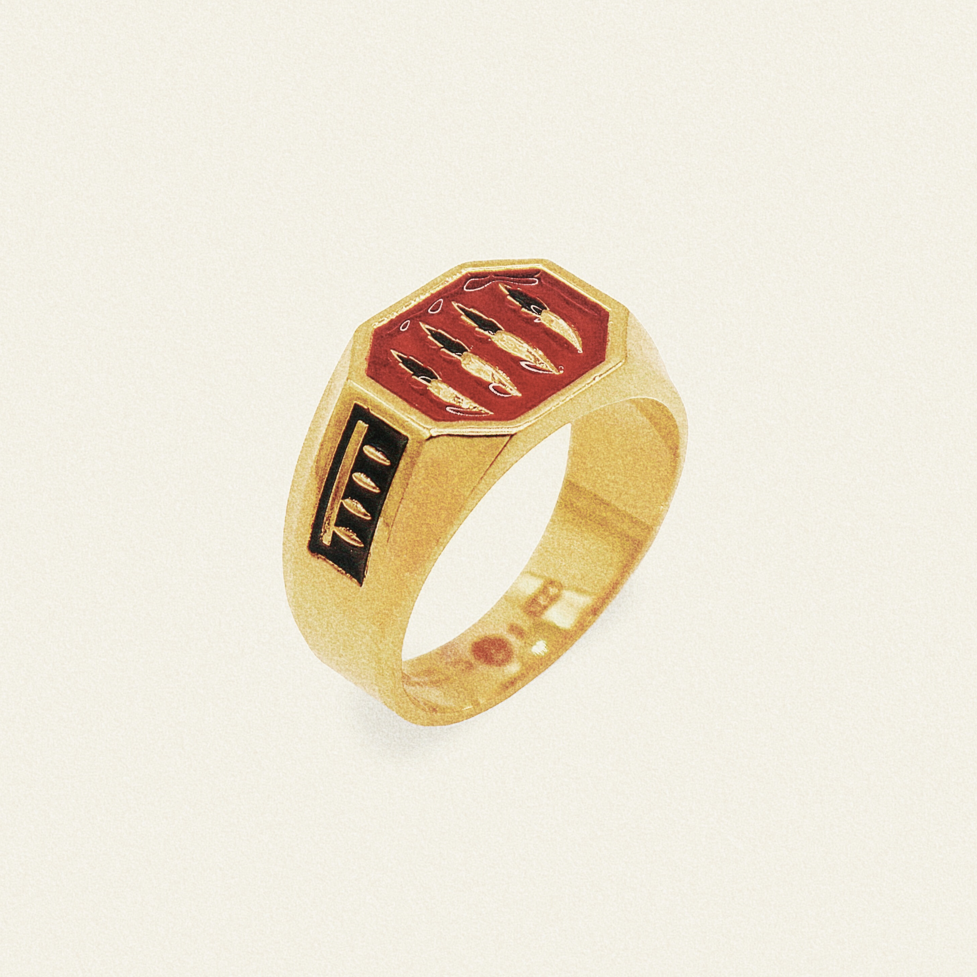 gold 18k tiger claw ring